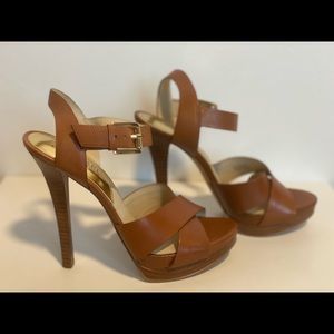 MICHAEL Michael Kors Oksana Sandal
